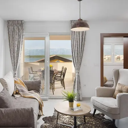 Vista Exclusive Apartment
